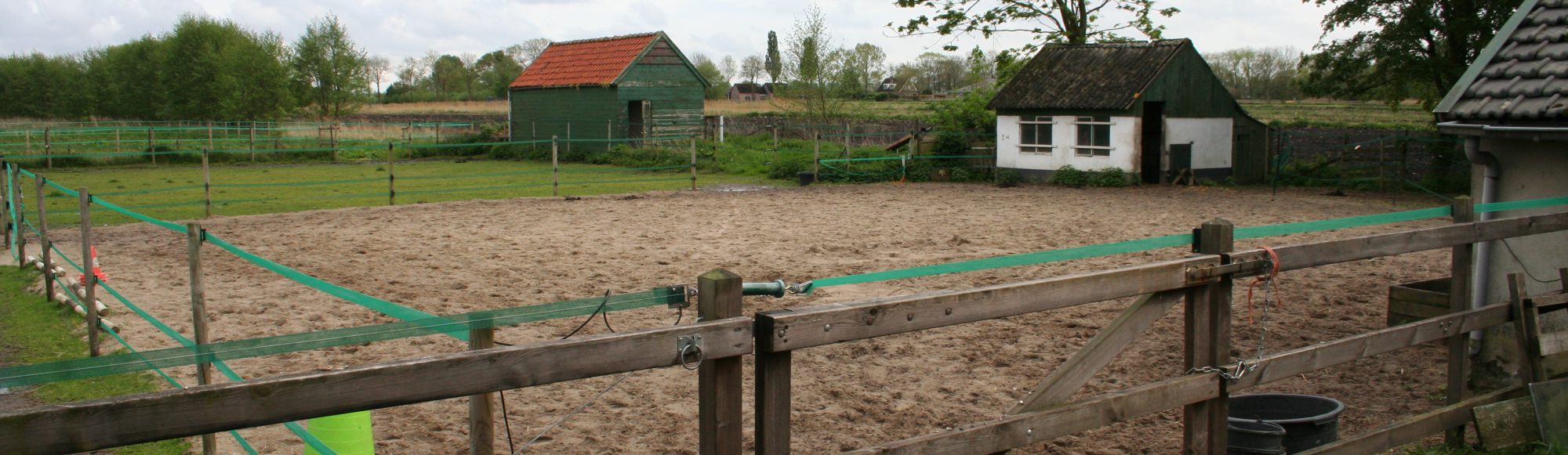 Eigenstal – over paarden enzo …..